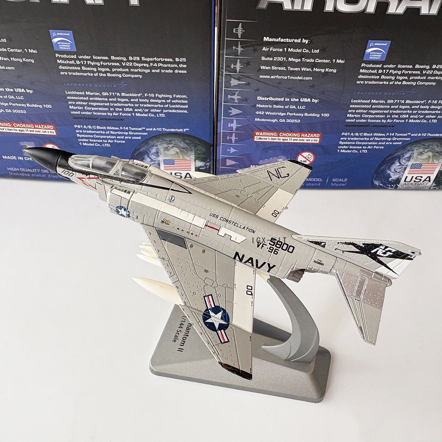 1/144 Scale US F-4 Phantom II  - مراجعة Model Kit Jet وسعره
