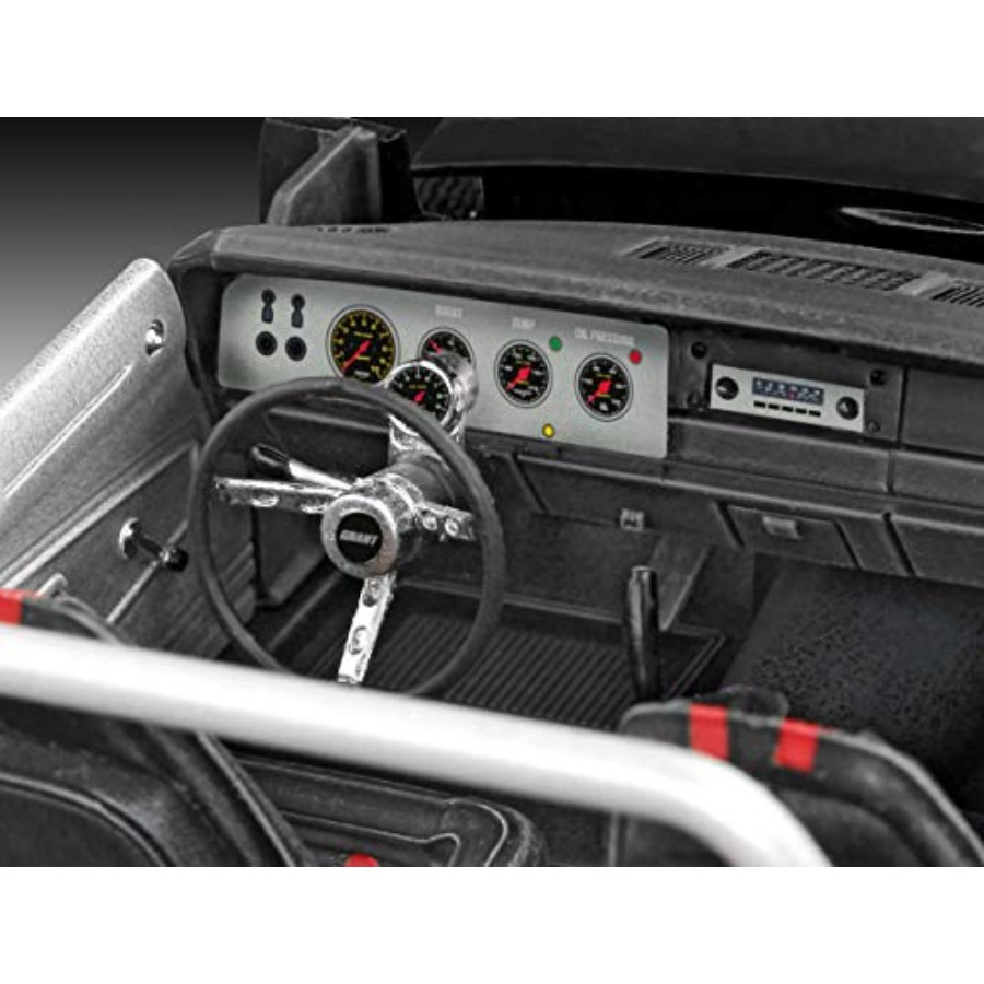 Fast and Furious Dom's 1970 Do - مراجعة Model Kit Dodge Charger وسعره