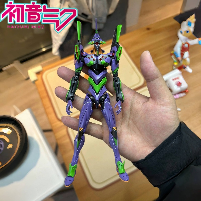 Hot Rg Evangelion Model Kit 1: - مراجعة Model Kit Keroro وسعره