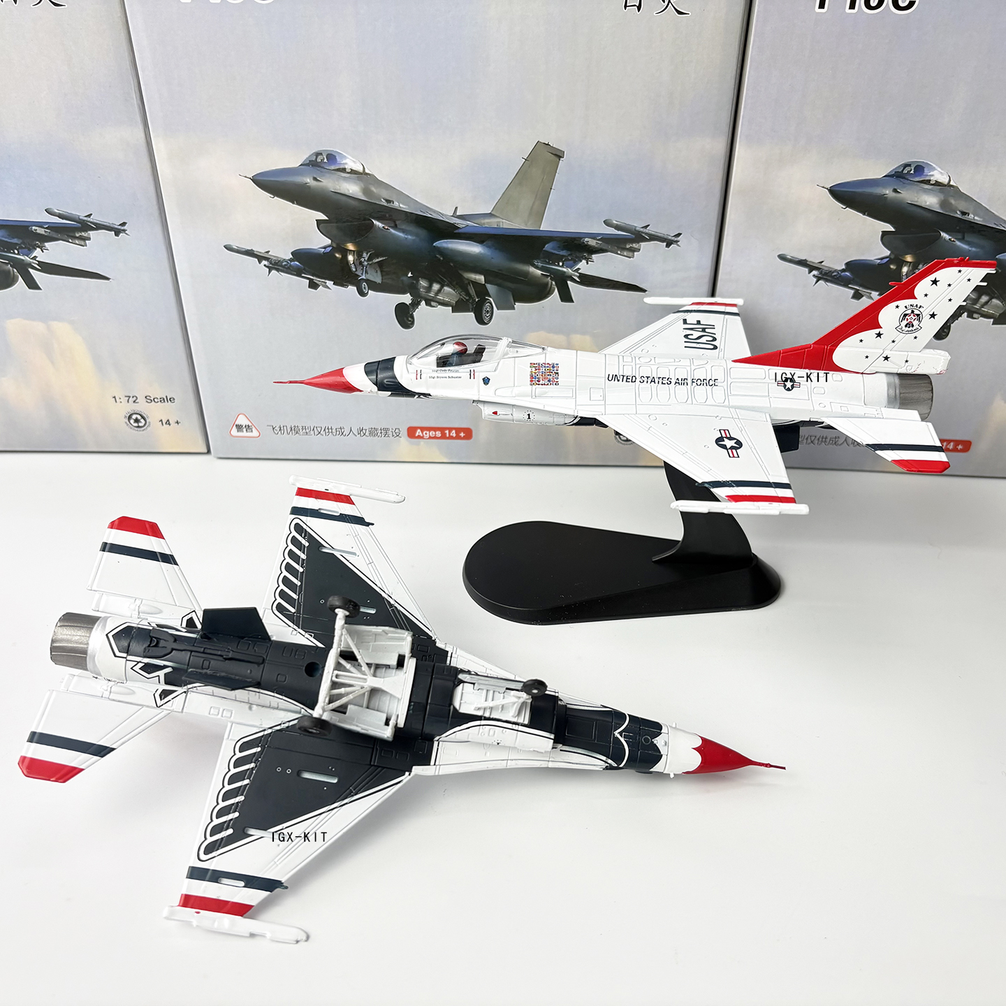 1/72 Scale U.S. Air Force F-16 - مراجعة Model Kit Jet وسعره