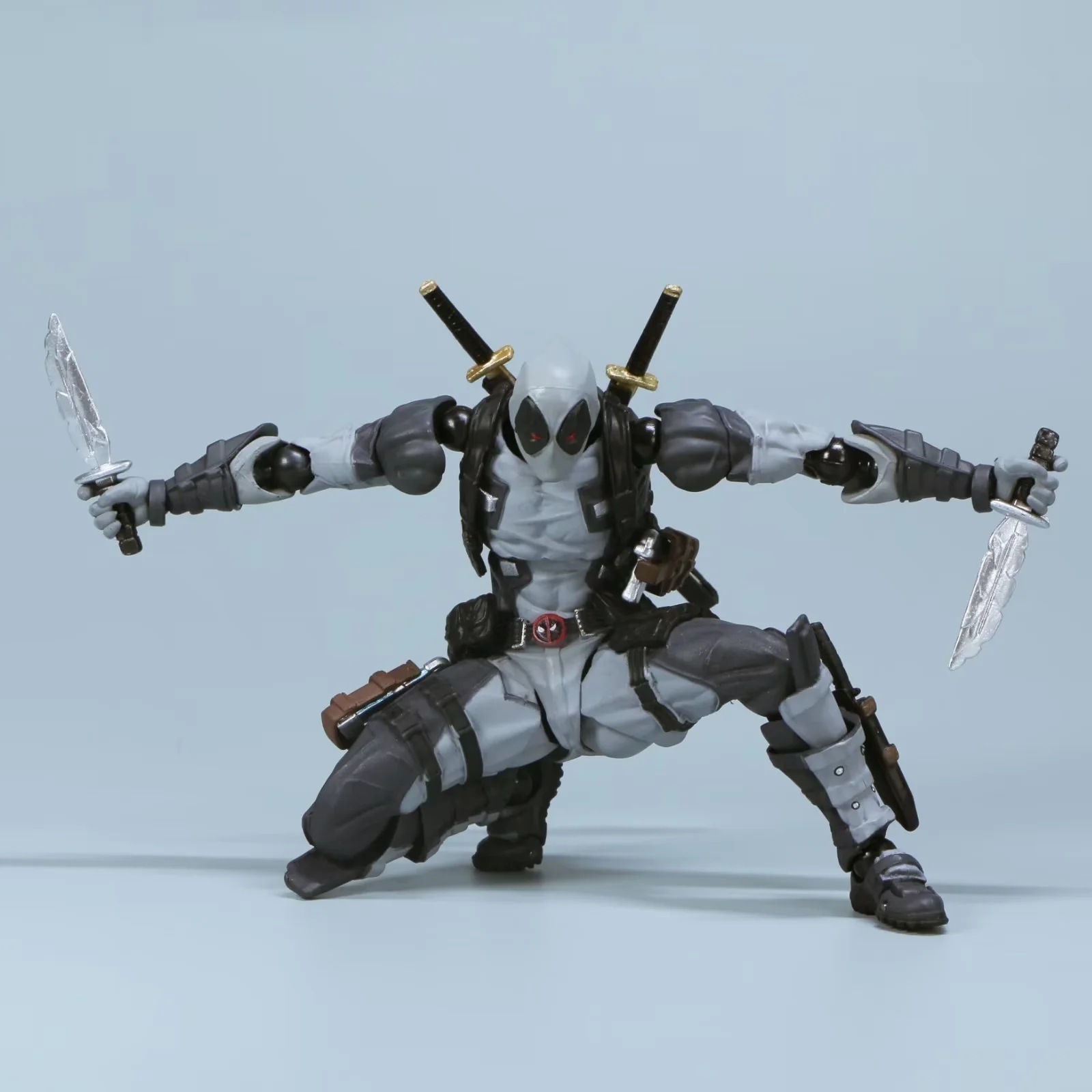 AMAZING YAMAGUCHI Deadpool 2.0 - مراجعة Model Kit Spiderman وسعره
