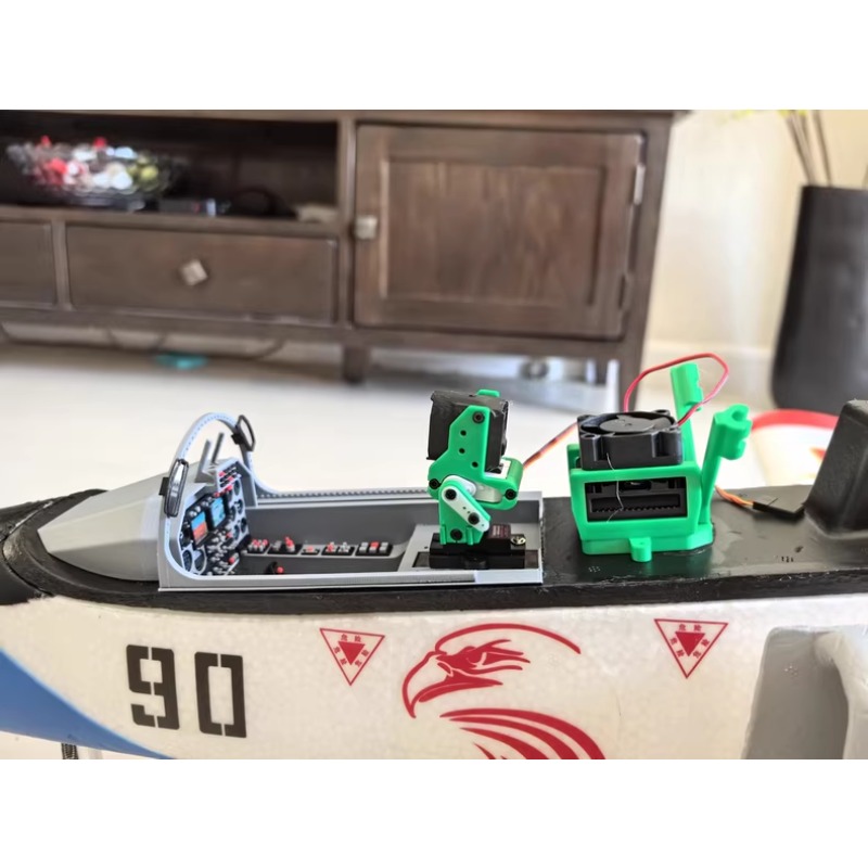 FlyFans K-8 64mm EDF Jet Train - مراجعة Model Kit Jet وسعره