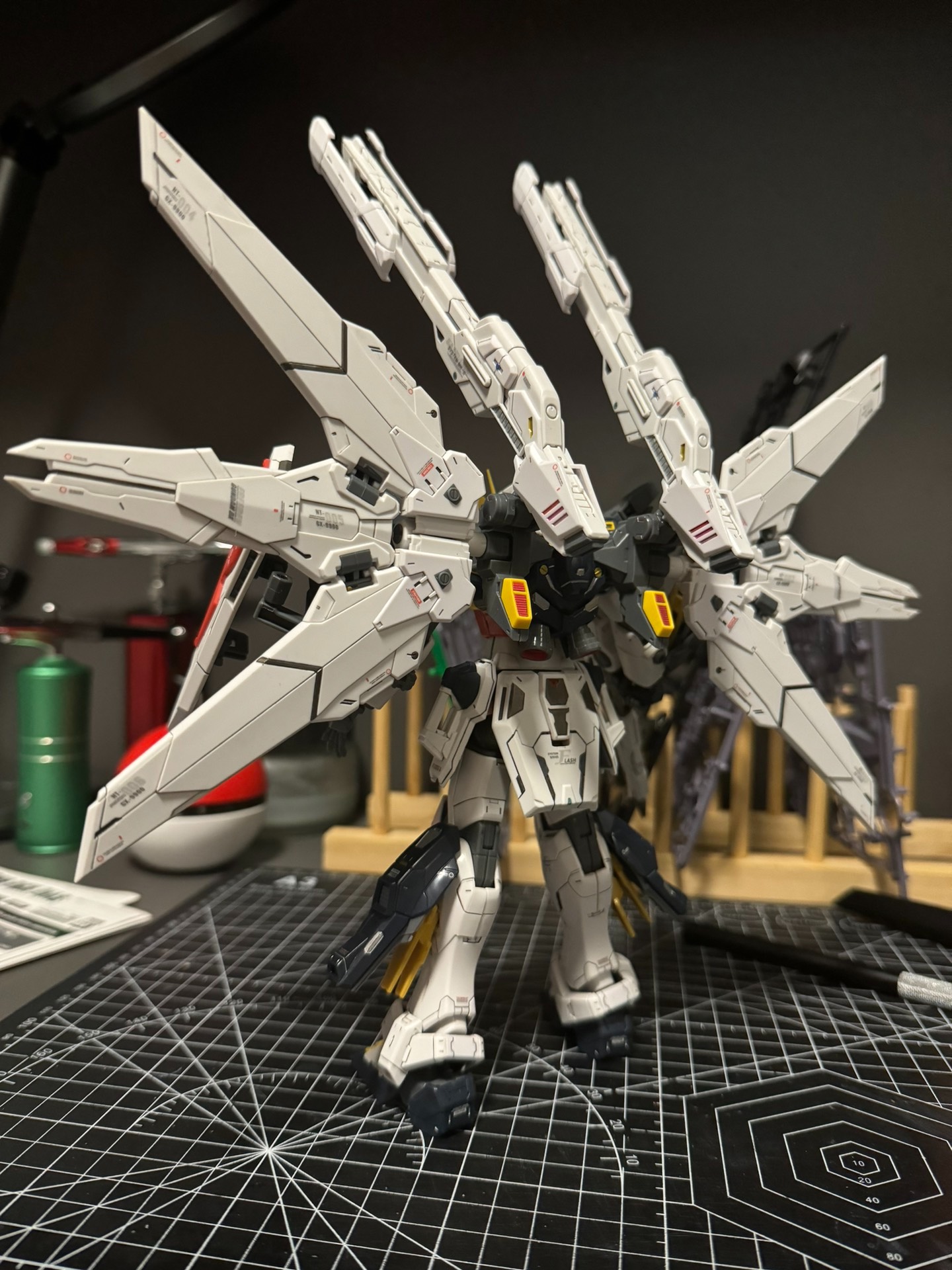In Stock DABAN 8803 MG 1/100 D - مراجعة Model Kit Daban وسعره
