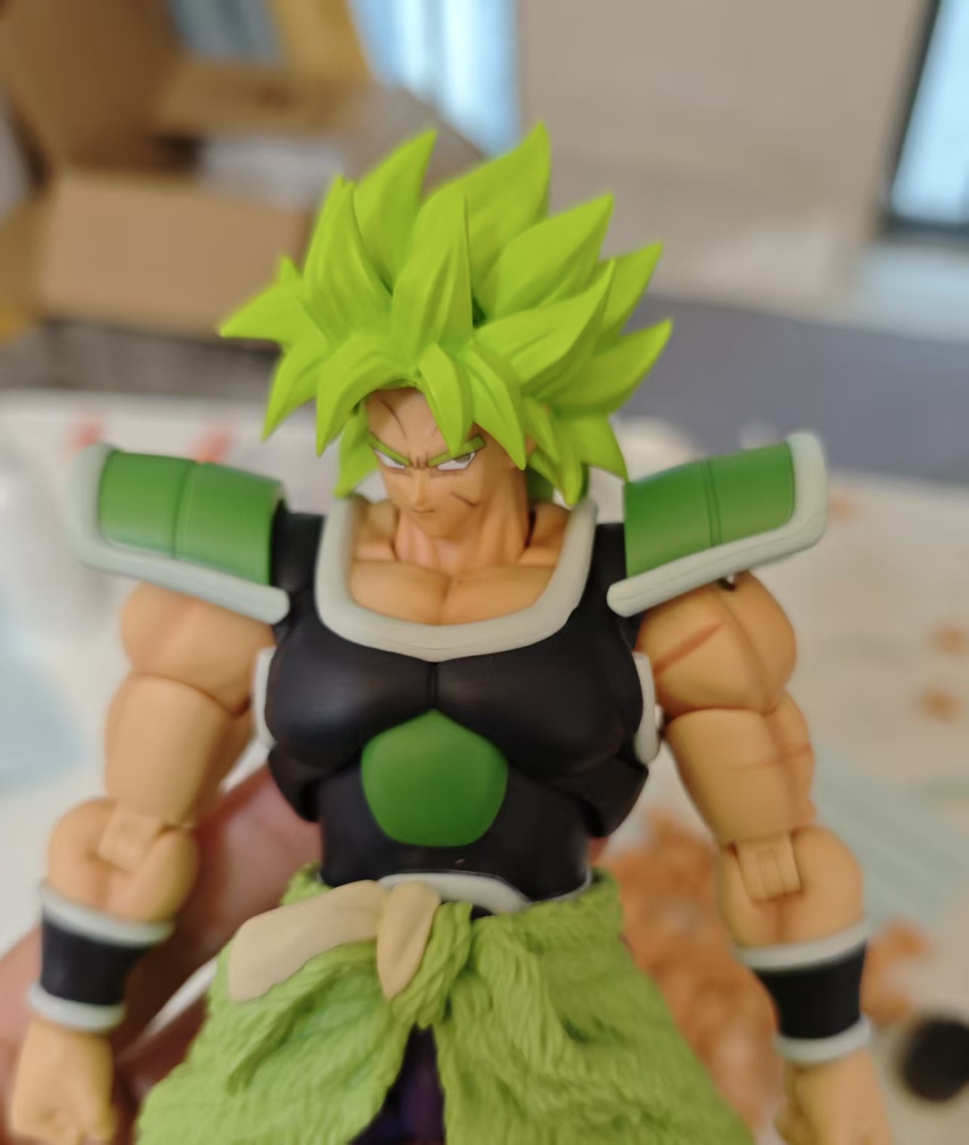 Dragon Ball Super Saiyan Legen - مراجعة Model Kit Spiderman وسعره