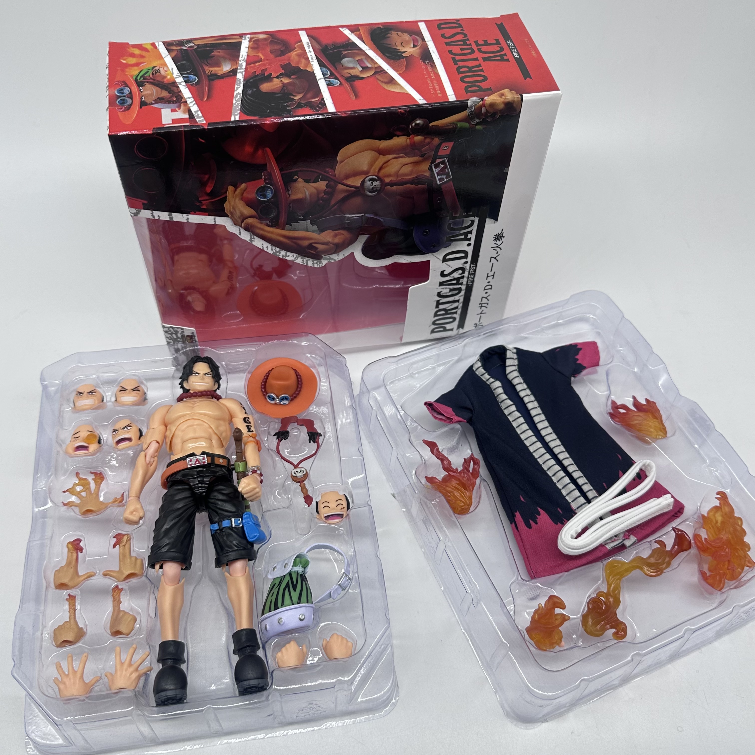 Bandai  SHF Portgas D. Ace Art - مراجعة Model Kit Spiderman وسعره